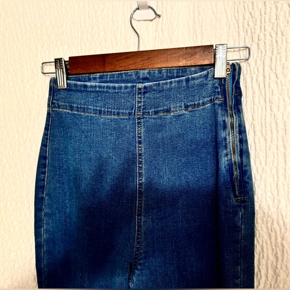 Zip up flare jeans - Picture 3 of 3